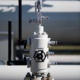 Foto von einem Ventil mit einem industriellen Messgerät in der Nord Stream 2 Anlandestation, die eine Verbindung zwischen Nord Stream 2 und dem europäischen Erdgas-Pipelinenetz darstellt, in Lubmin bei Greifswald